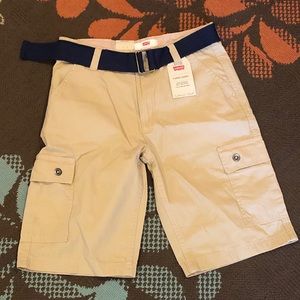 NWT Levi’s Cargo Shorts